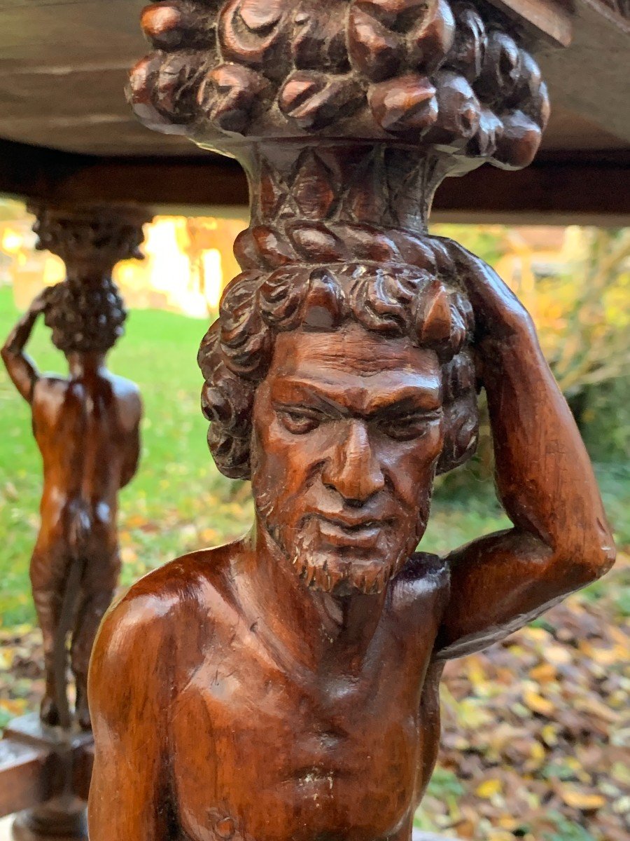 Italy 17th Walnut Carved Middle Table, Anthropomorphic Feet / Satyrs-photo-4