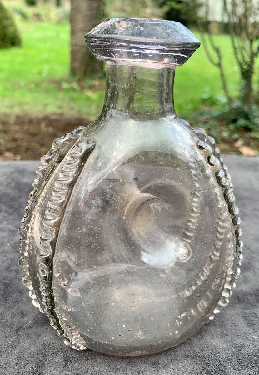 Gourde annulaire en verre XVIIIe s, Normandie ?