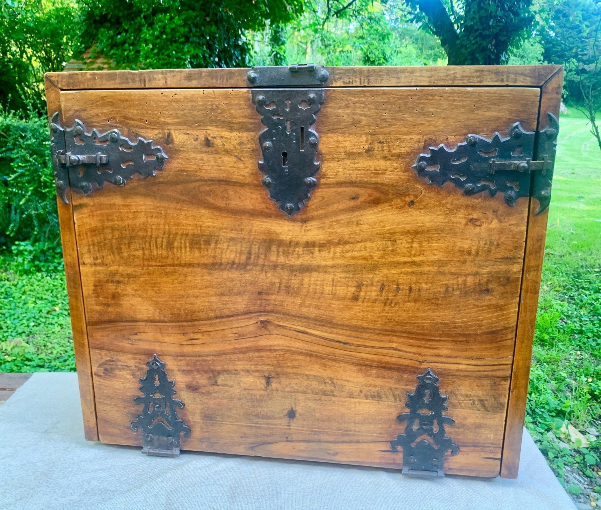 Large 17th Cty Colonial Spanish Cabinet / Burgueno-photo-3