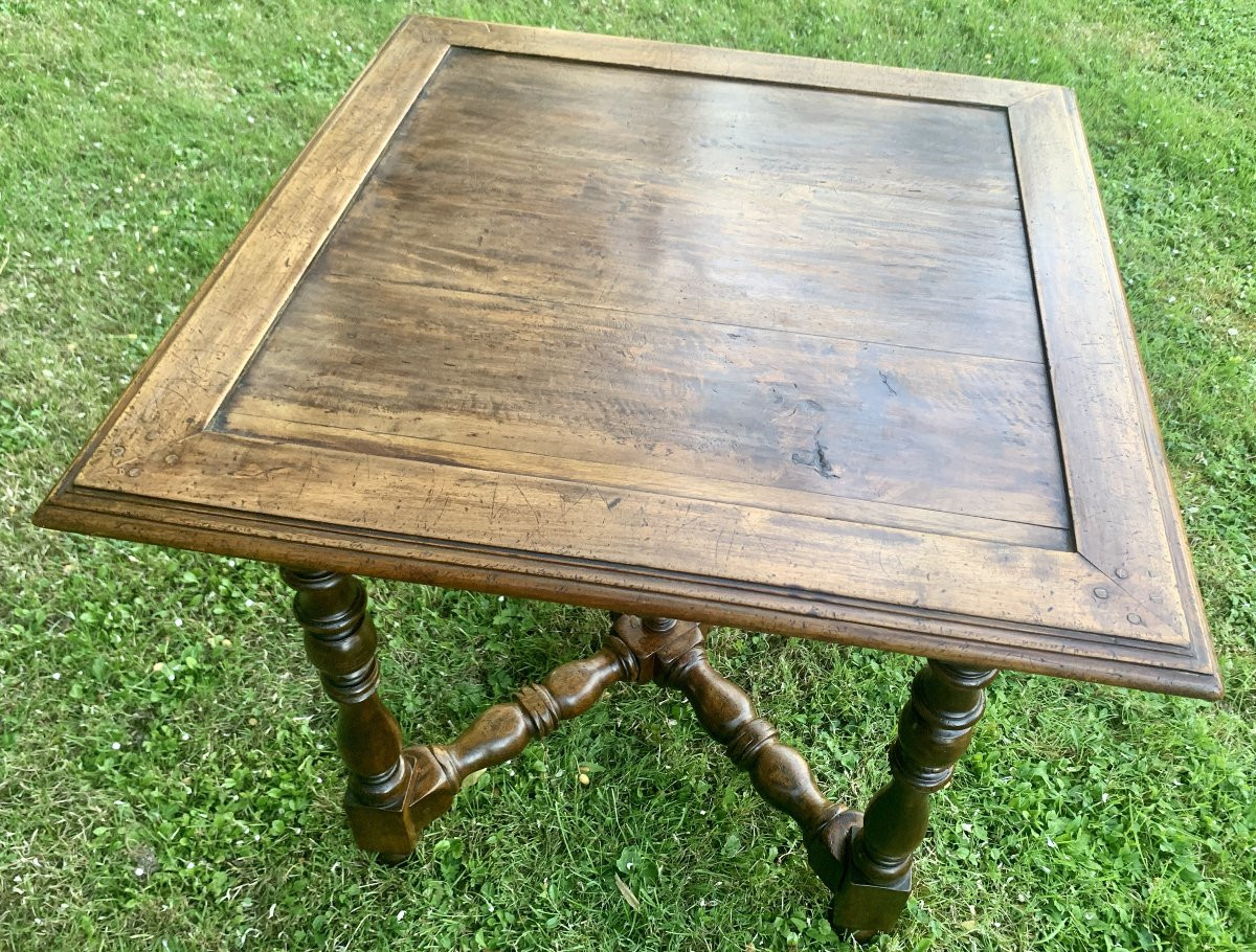 Table à jeu en noyer tourné époque Louis XIII entreteoise en X-photo-6