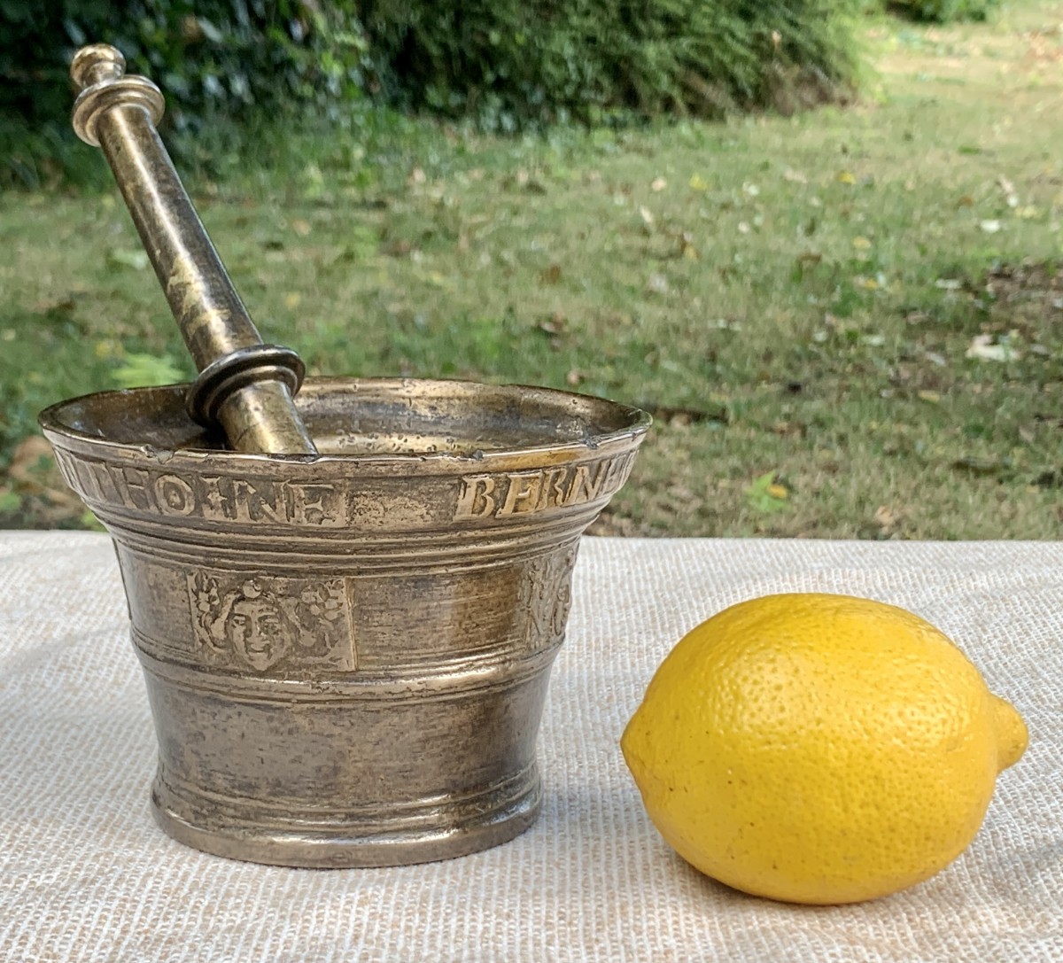 Haute Epoque: Bronze Mortar With Its Pestle Anthoine Bernerd 1640-photo-8