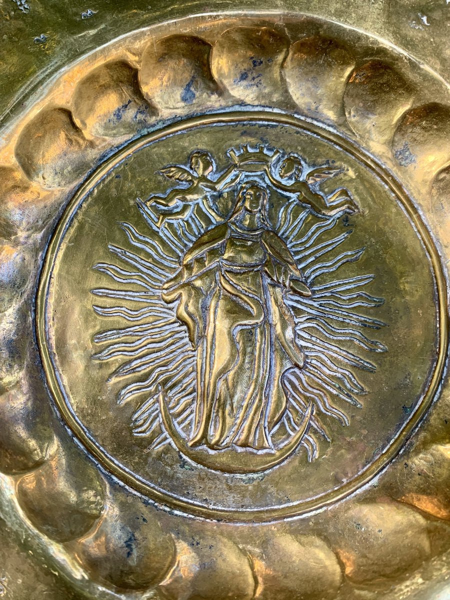 Late 16th Cty Alms Dish, The Coronation Of The Virgin, On A Crescent Moon-photo-4