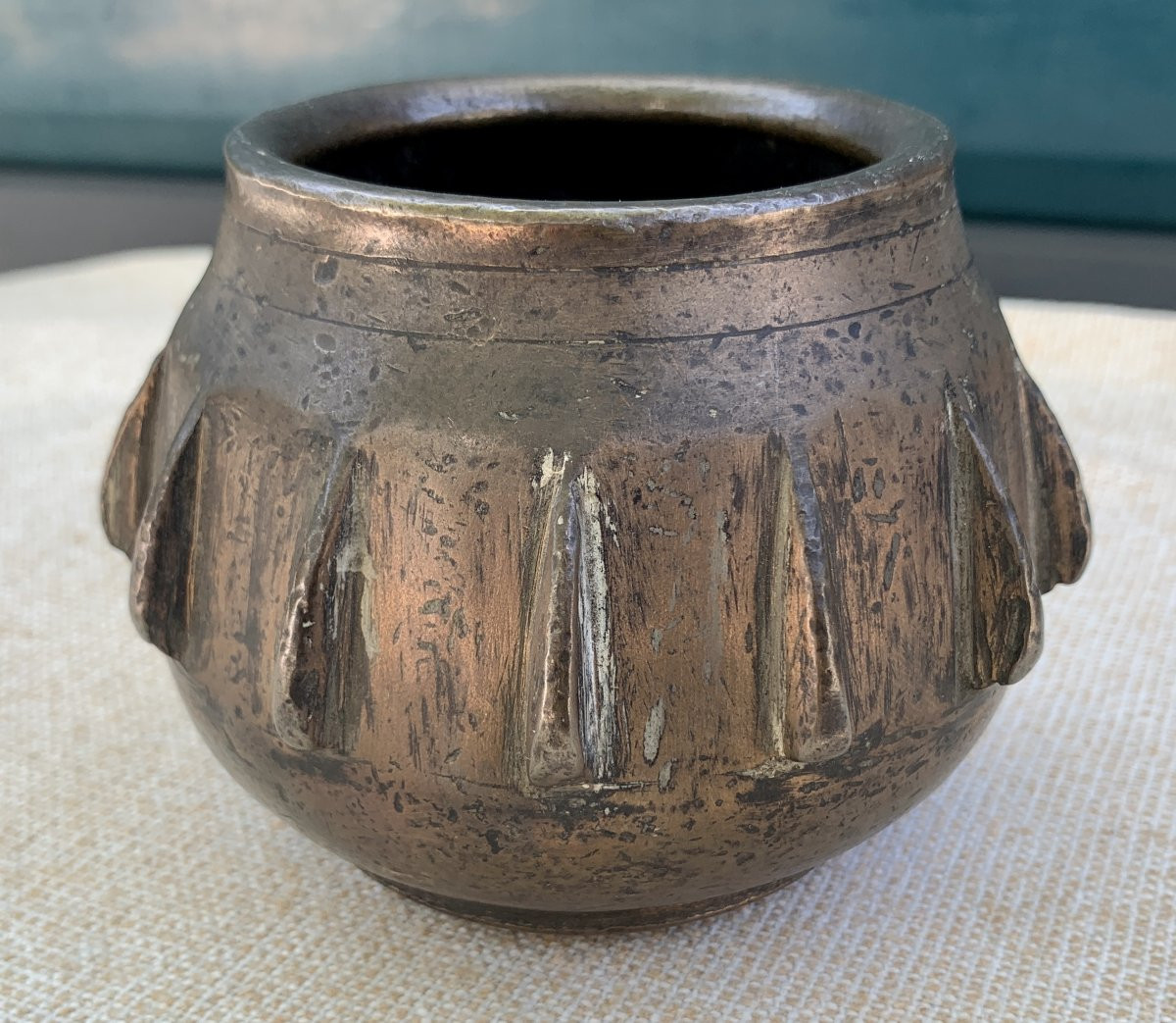 16th Cty Spherical Hispano-moresque Mortar With Bronze Fins, Southern Spain-photo-2