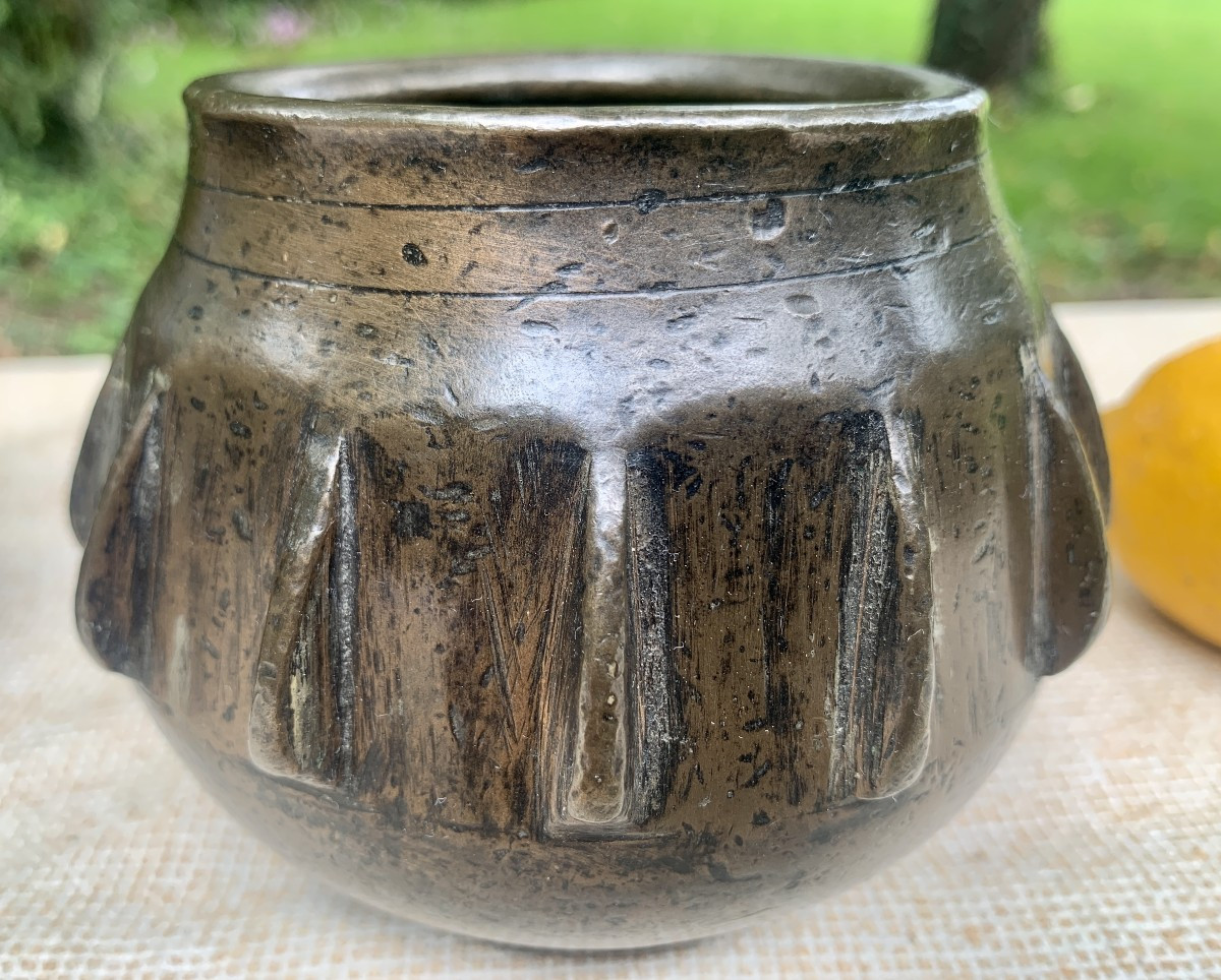 16th Cty Spherical Hispano-moresque Mortar With Bronze Fins, Southern Spain