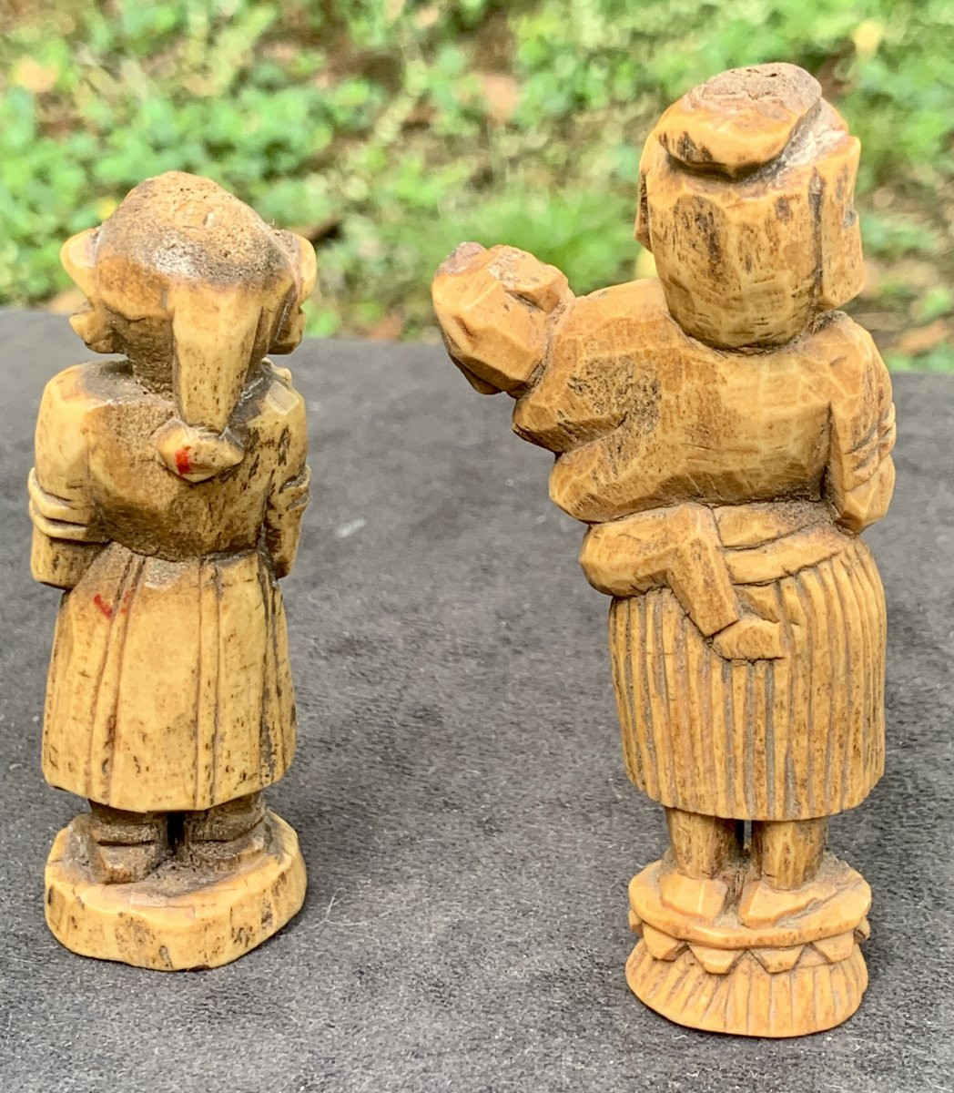 2 Carved Bone Statuettes Including 1 Maternity, India 18 Or 19th Cty, Traces Of Polychromy-photo-2
