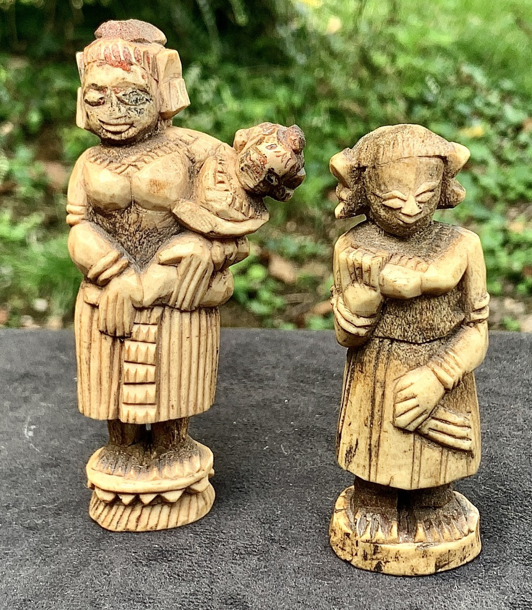 2 Carved Bone Statuettes Including 1 Maternity, India 18 Or 19th Cty, Traces Of Polychromy