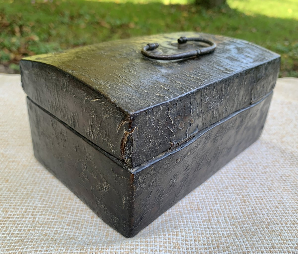 Louis XIV Small Wooden Leather Box, Complete With All Its Forged Fittings-photo-5