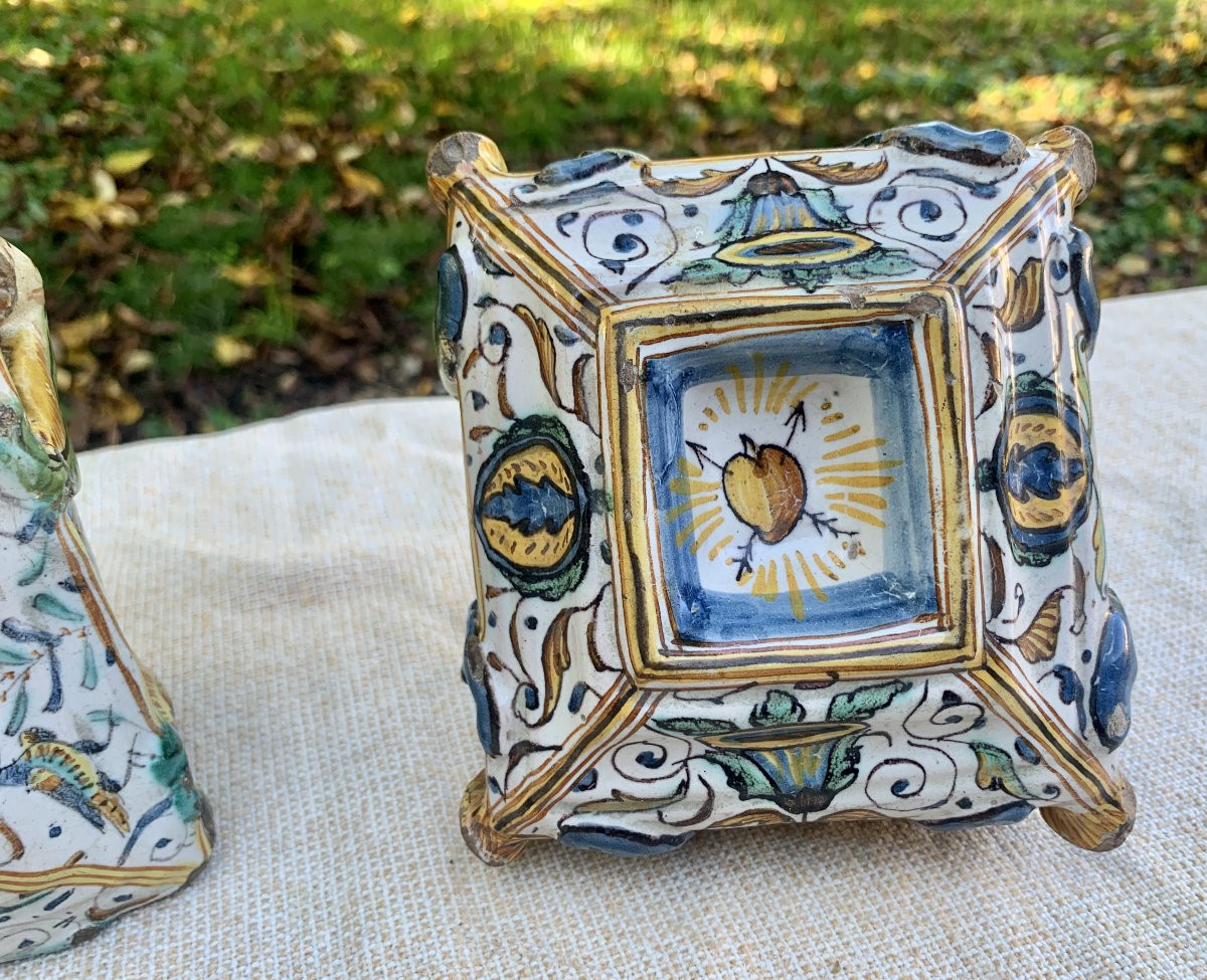 Two Majolica Salt Cellars / Spice Holders Deruta Italy, Circa 1600-photo-5