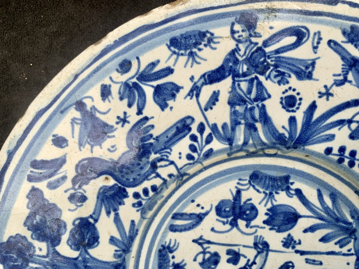 Pt plat sur talon faïence de Nevers vers 1660-photo-2