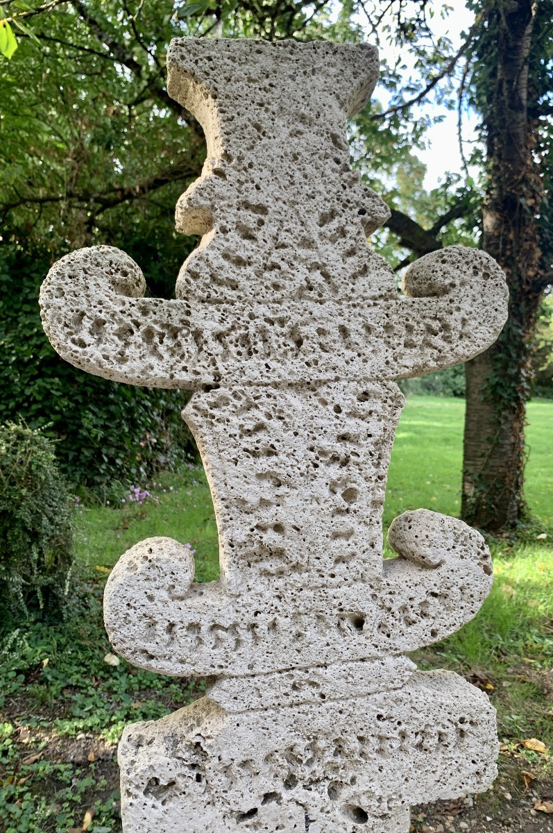 Sunduk Large  Fossil Limestone Carved Funeral Stele, Sulu Archipelago, Indonesia, 19th Cty-photo-2