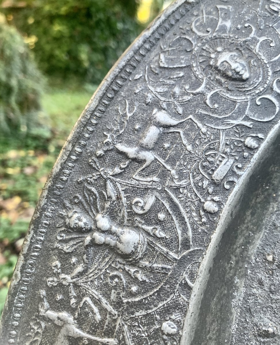 16th Century, Very Large Pewter Platter With Rich Radiating Renaissance Decoration, Anonymous-photo-2