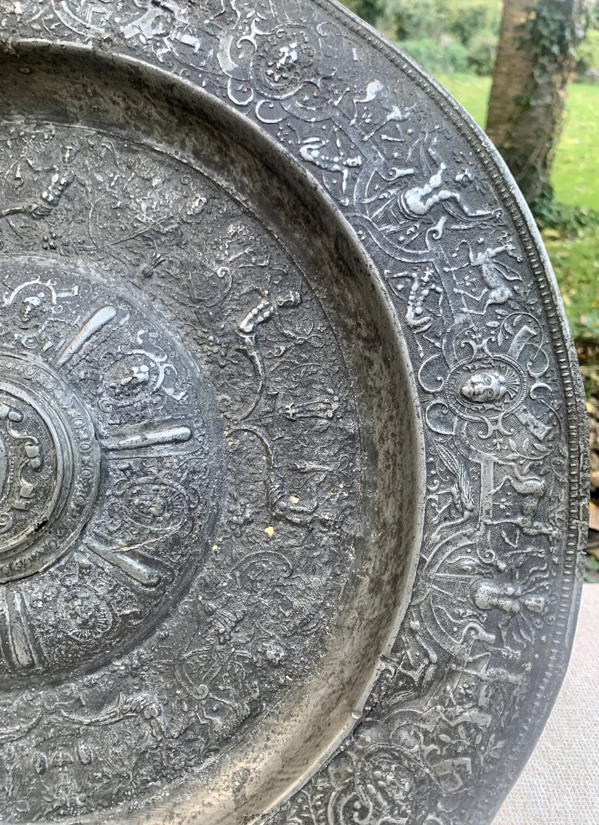16th Century, Very Large Pewter Platter With Rich Radiating Renaissance Decoration, Anonymous-photo-3