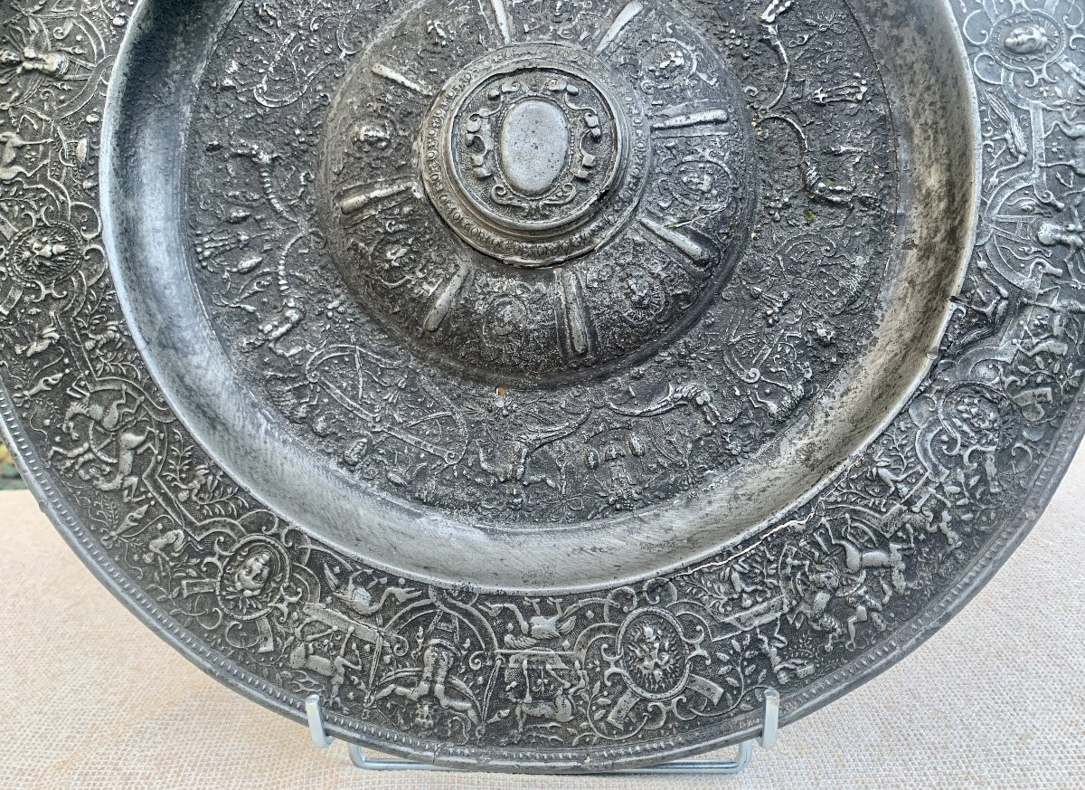 16th Century, Very Large Pewter Platter With Rich Radiating Renaissance Decoration, Anonymous-photo-4