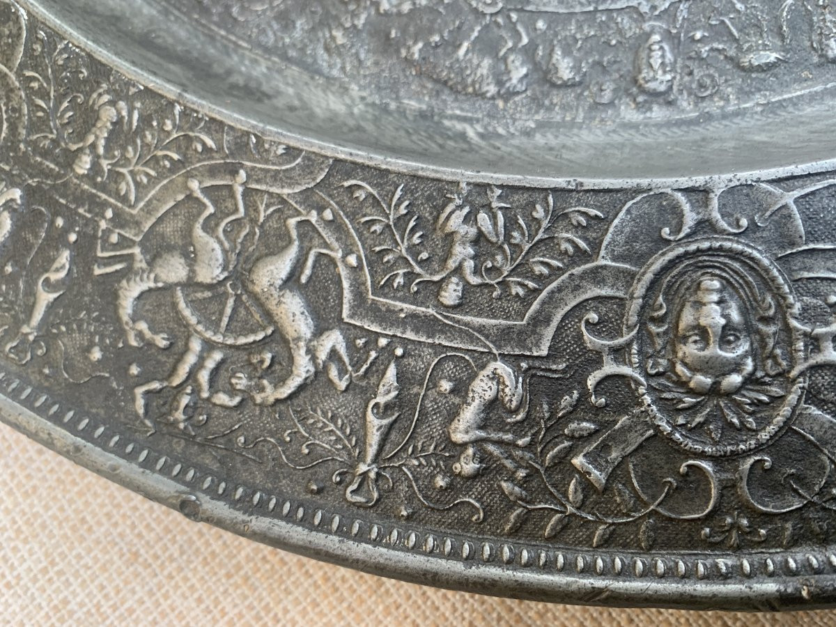 16th Century, Very Large Pewter Platter With Rich Radiating Renaissance Decoration, Anonymous-photo-3