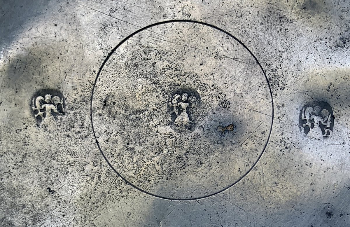 Ecuelle couverte étain Bâle Suisse XVIIIe s anses anthropomorphes-photo-3