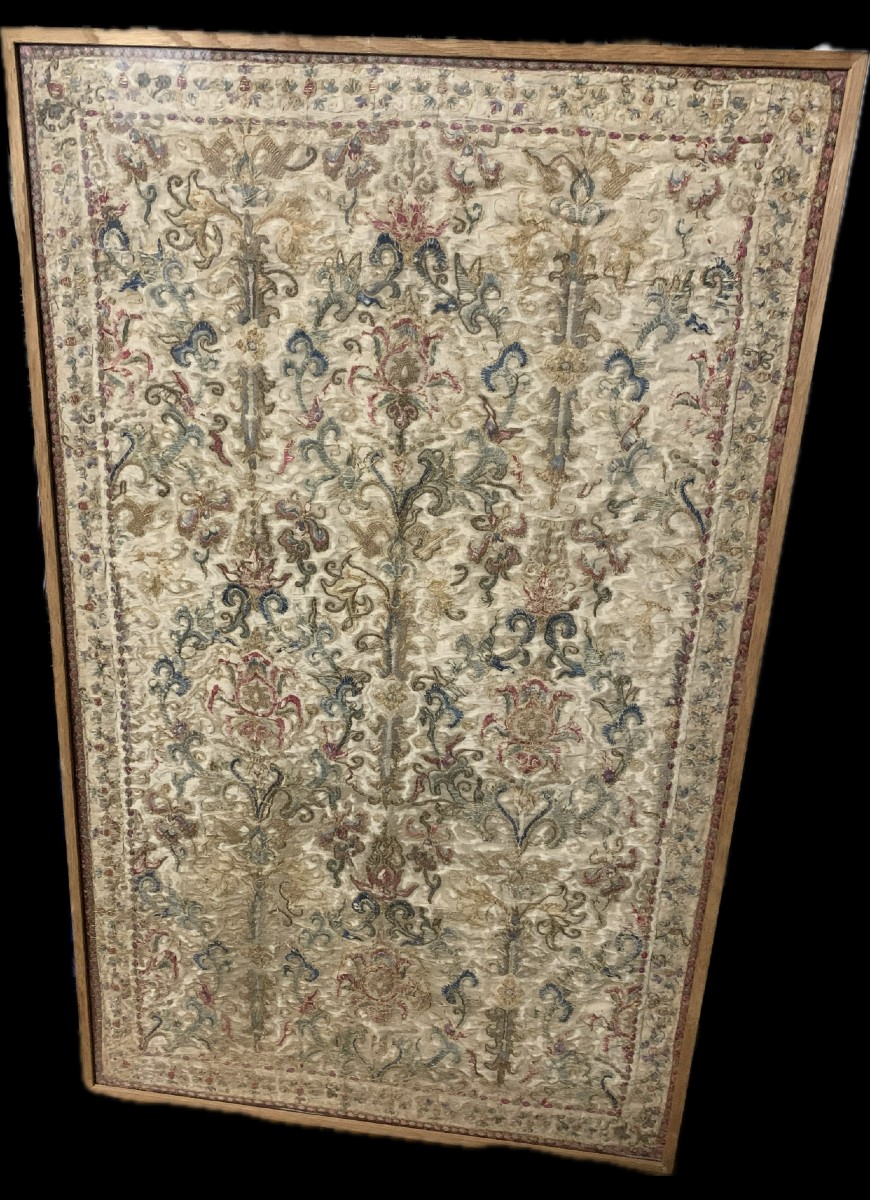 Italie XVIIe s tissu soie brodé de fils or & argent, riche composition motifs floraux-photo-3