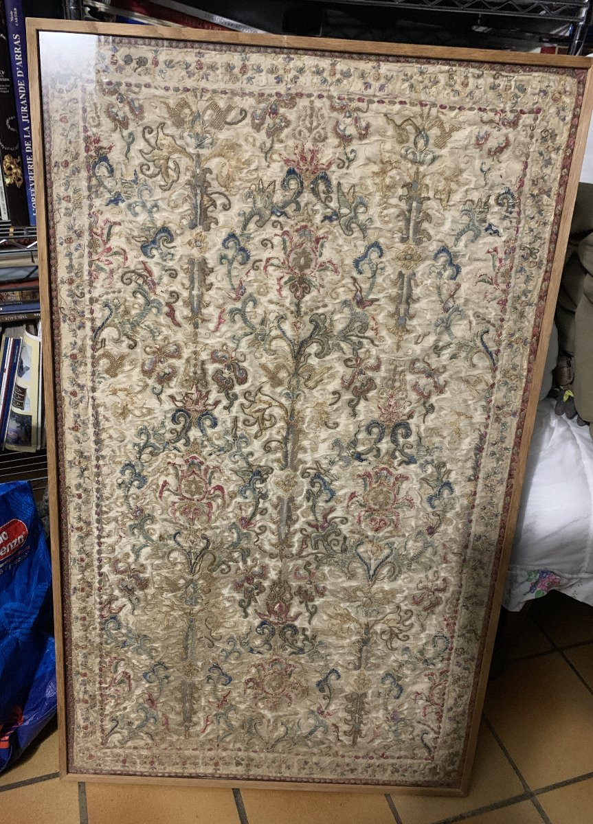 Italie XVIIe s tissu soie brodé de fils or & argent, riche composition motifs floraux-photo-4