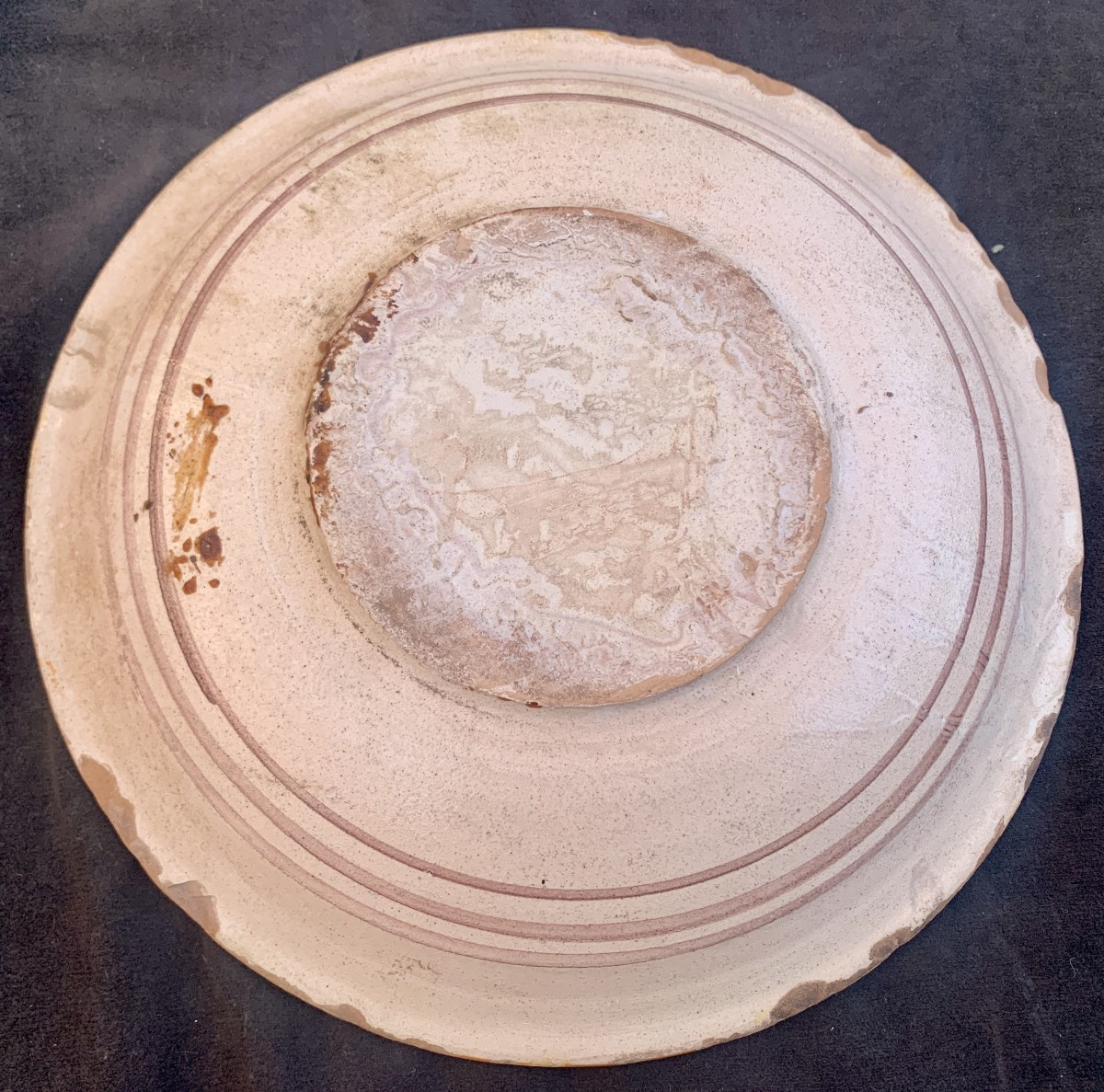 2. Plat faïence MONTELLUPO (Tosacne) à fond jaune XVII e s, soldat au drapant flottant-photo-3