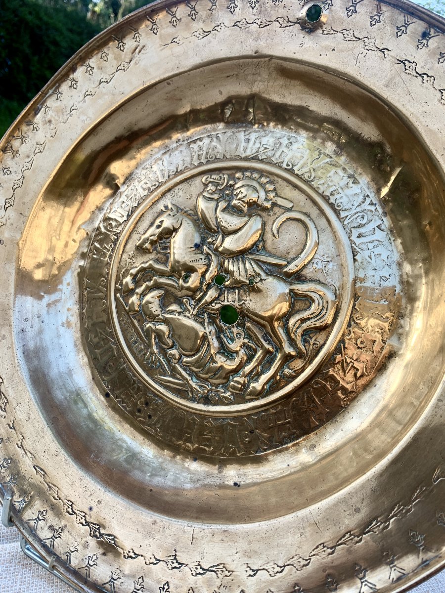 Nuremberg 16th Cty, Brass Alms Dish Depicting St. George Slaying The Dragon-photo-3