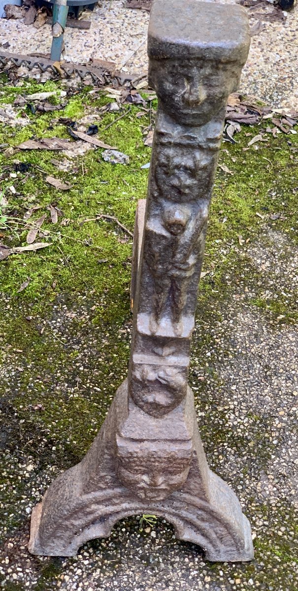 16th Cty Gothic Period Single Cast-iron Andiron With Coat Of Arms, Grotesques,...-photo-6