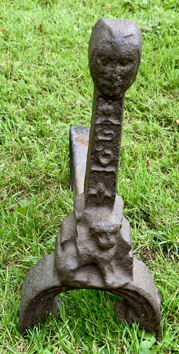16th Cty: Gothic Period Single Cast-iron Andiron With Coat Of Arms, Lion,... No. 2-photo-3
