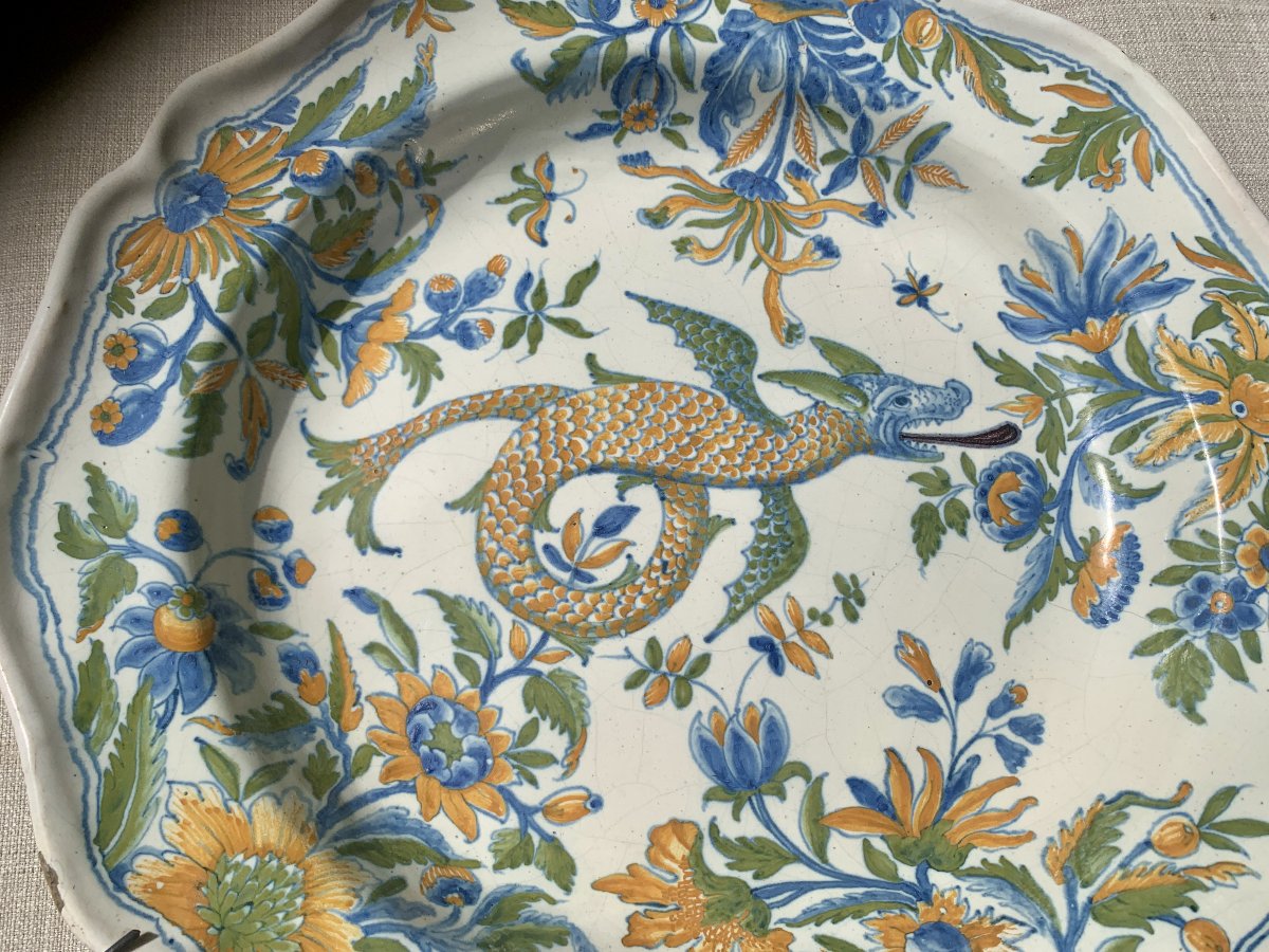 Large Polychrome Earthenware Platter With A Dragon Design, Moulins, 18th Cty-photo-4