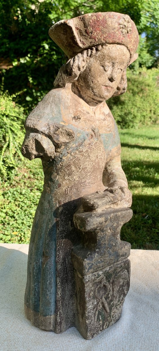 Bourgogne ? début XVe statue en pierre sculptée polychrome St Eloi, Saint patron des forgerons