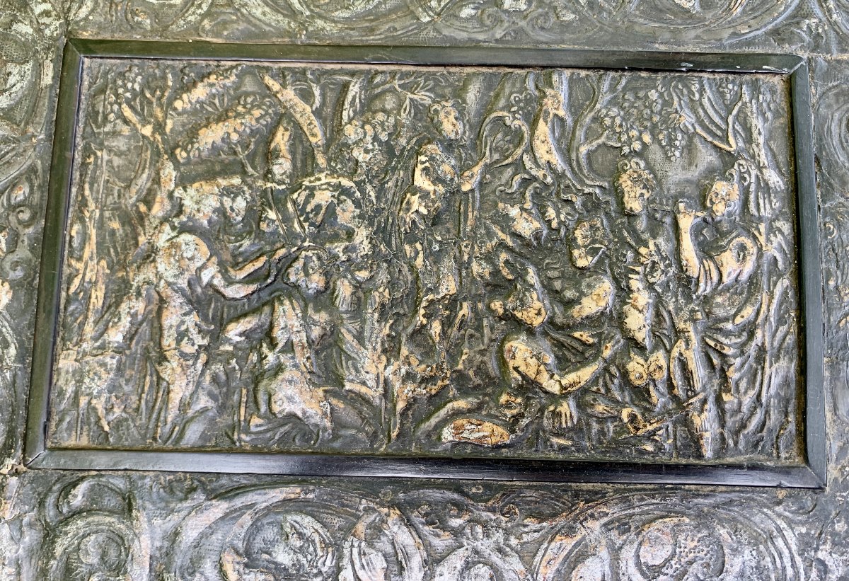 Circa 1600, Northern Italy? Pastiglia Travel Cabinet Imitating Cordoba Leather-photo-2