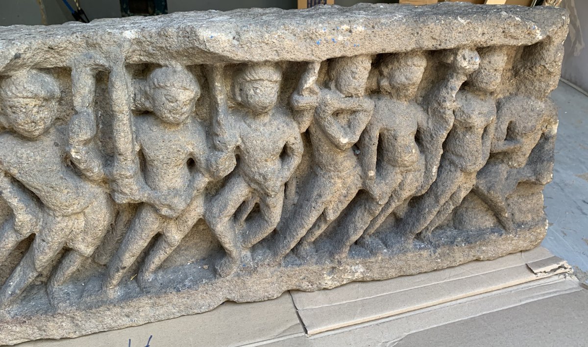 Fragmentary  Carved Stone Frieze Panel, Battle Scene Krishna Elephant Xth-photo-3