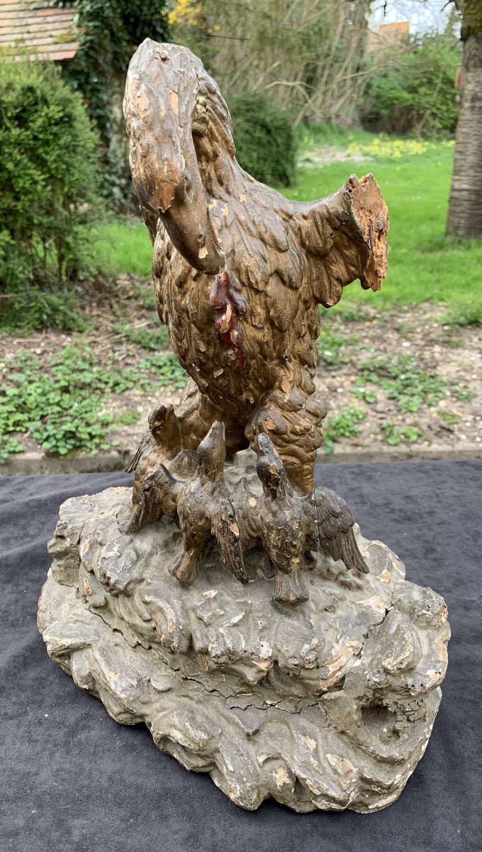 XVIIth Wooden Gilt Statue, Pelican's Sacrifice To Food Its Children-photo-4