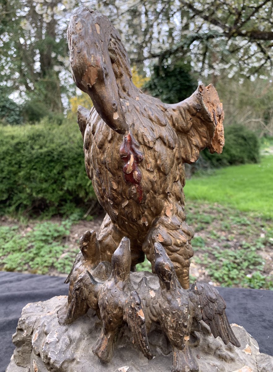 XVIIth Wooden Gilt Statue, Pelican's Sacrifice To Food Its Children-photo-1