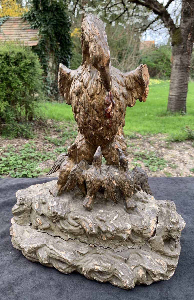 XVIIth Wooden Gilt Statue, Pelican's Sacrifice To Food Its Children