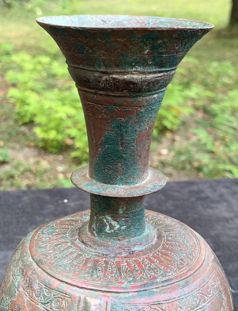 XII-xivth Red & Green Bronze Korosan Bottle, Persia, Pseudo Epigraphic Legend-photo-5