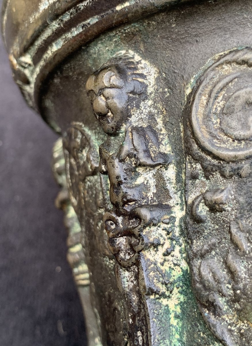 XVIth C Mortar + Its Bronze Pestle Nice Patina Medals & Fine Caryatids-photo-3