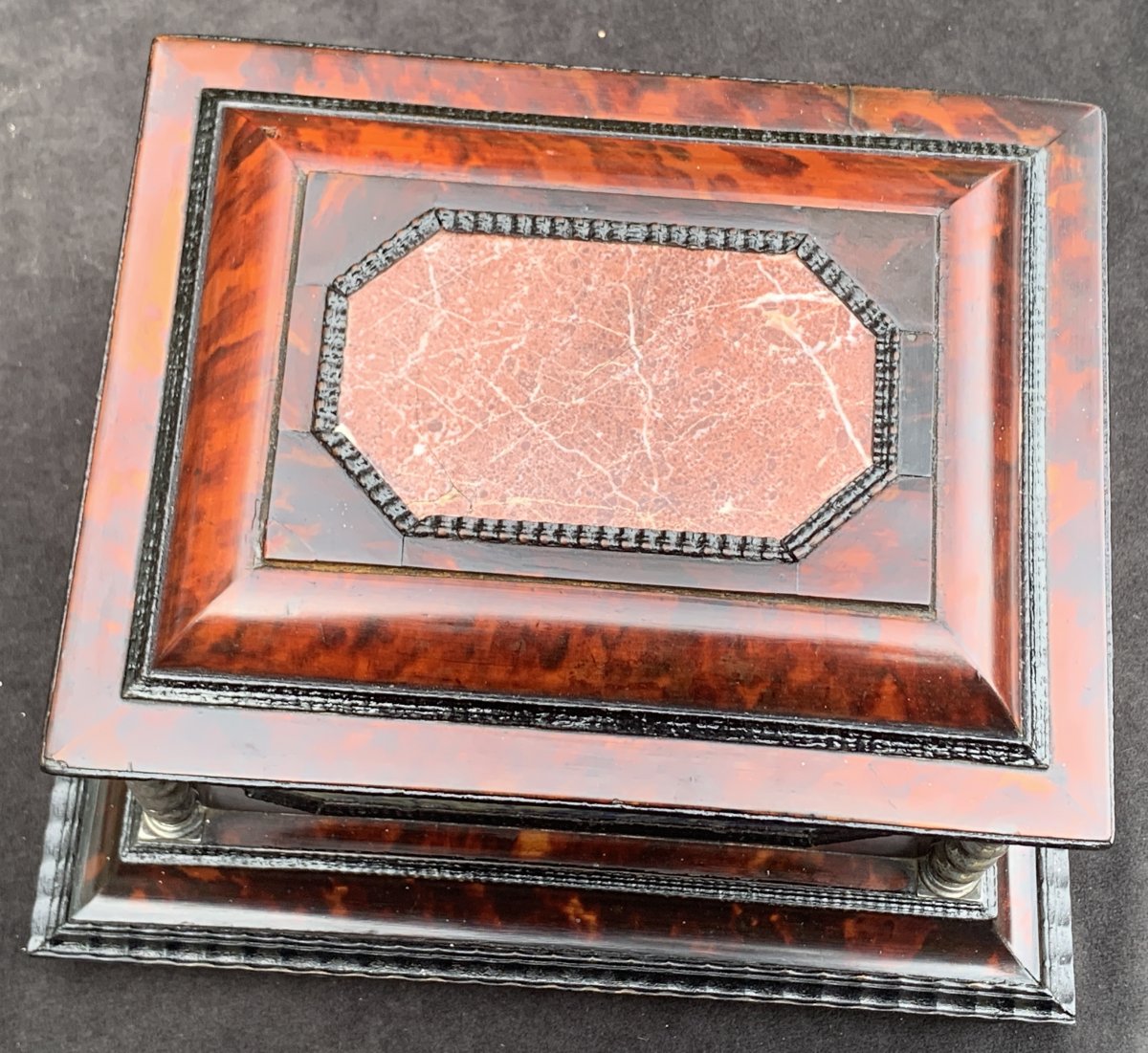 Superbe Coffret ép Louis XIII écaille Rouge, Argent, Plaques Pierres Dures-photo-4