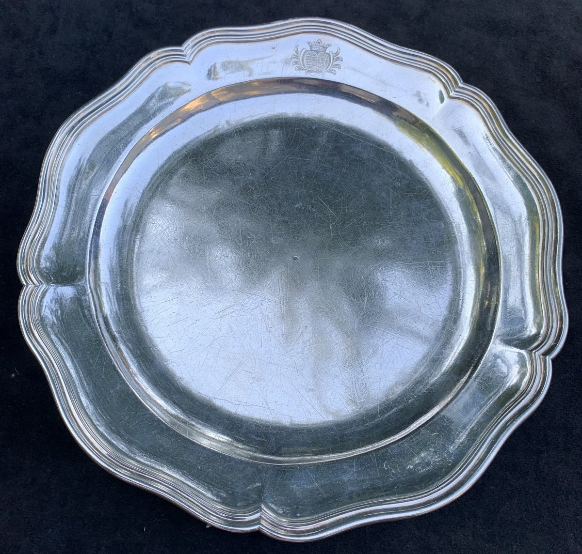 Solid Silver Small Dish Or Large Plate, Grenoble Circa 1760 Coat Of Arms