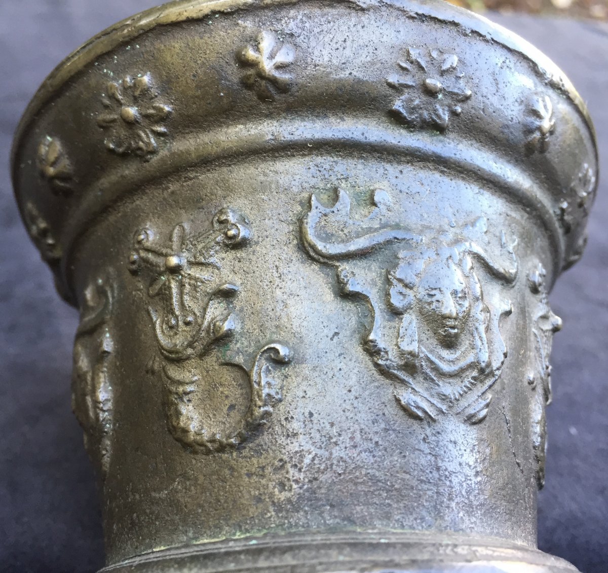 Small Mortar Jellyfish Head & Sea Monsters XVIIth Cty-photo-1