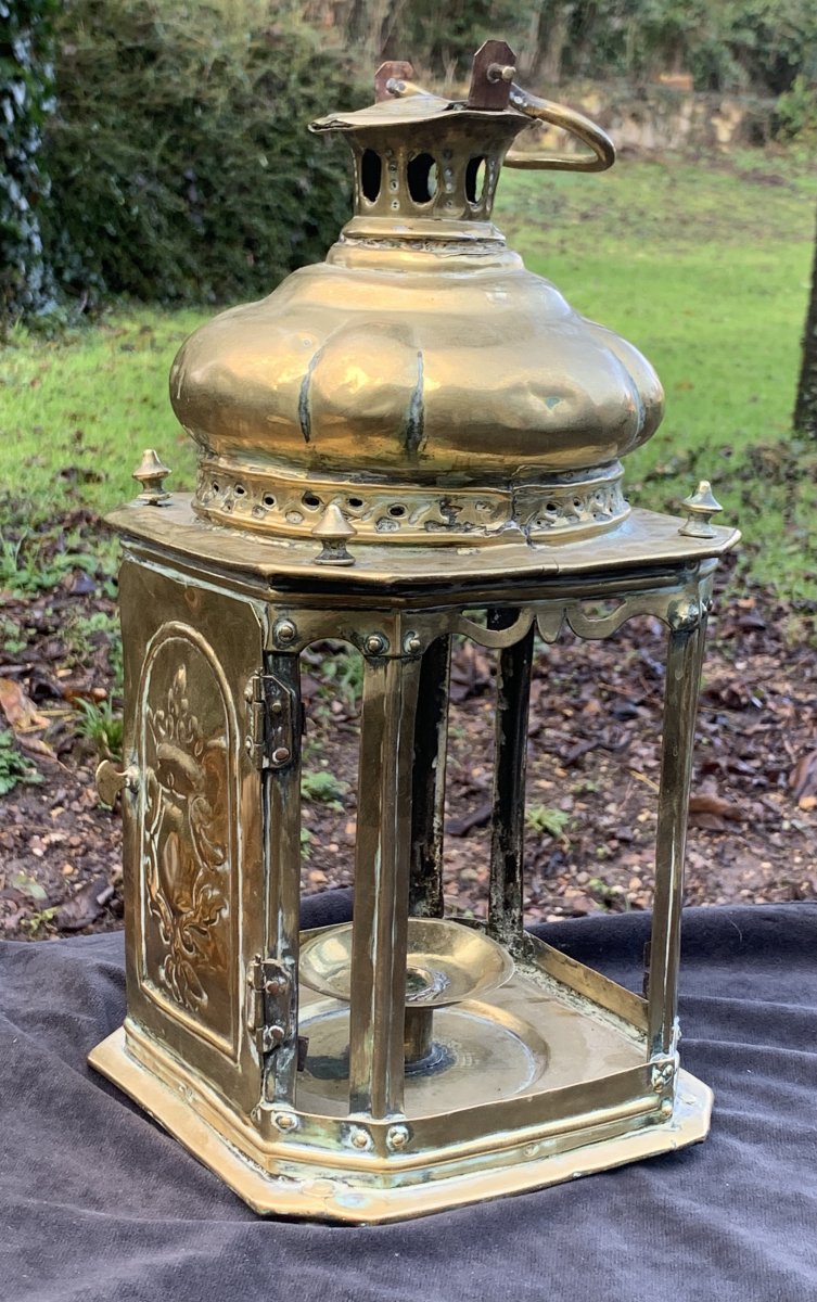 XVIIth Very Large Embossed  Openwork Brass Lantern, Late Louis XIII Or Early Louis XIV Period