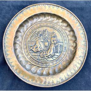 15th Cty Nuremberg Embossed And Chiseled Brass Alms Dish "the Annunciation"