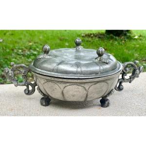 Covered Pewter Bowl, Basel Switzerland, 18th Cty, Anthropomorphic Handl
