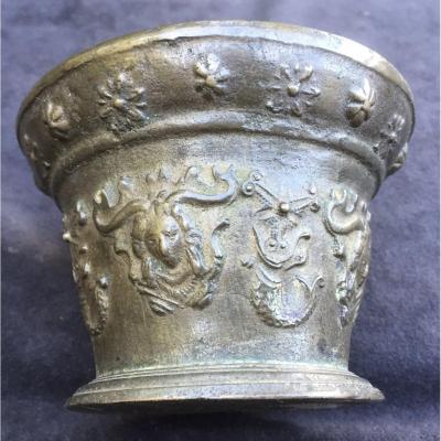 Small Mortar Jellyfish Head & Sea Monsters XVIIth Cty