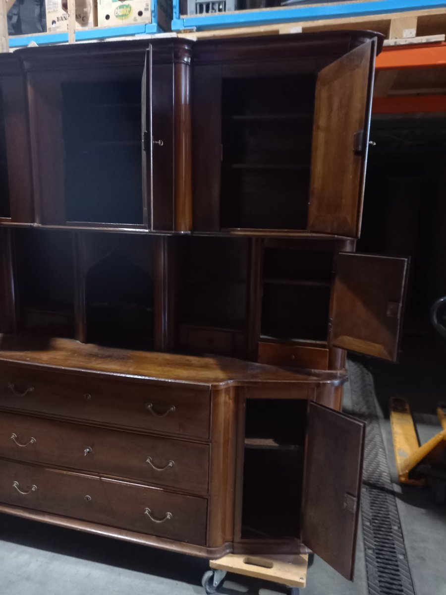 18th-century Walnut Dresser-photo-1