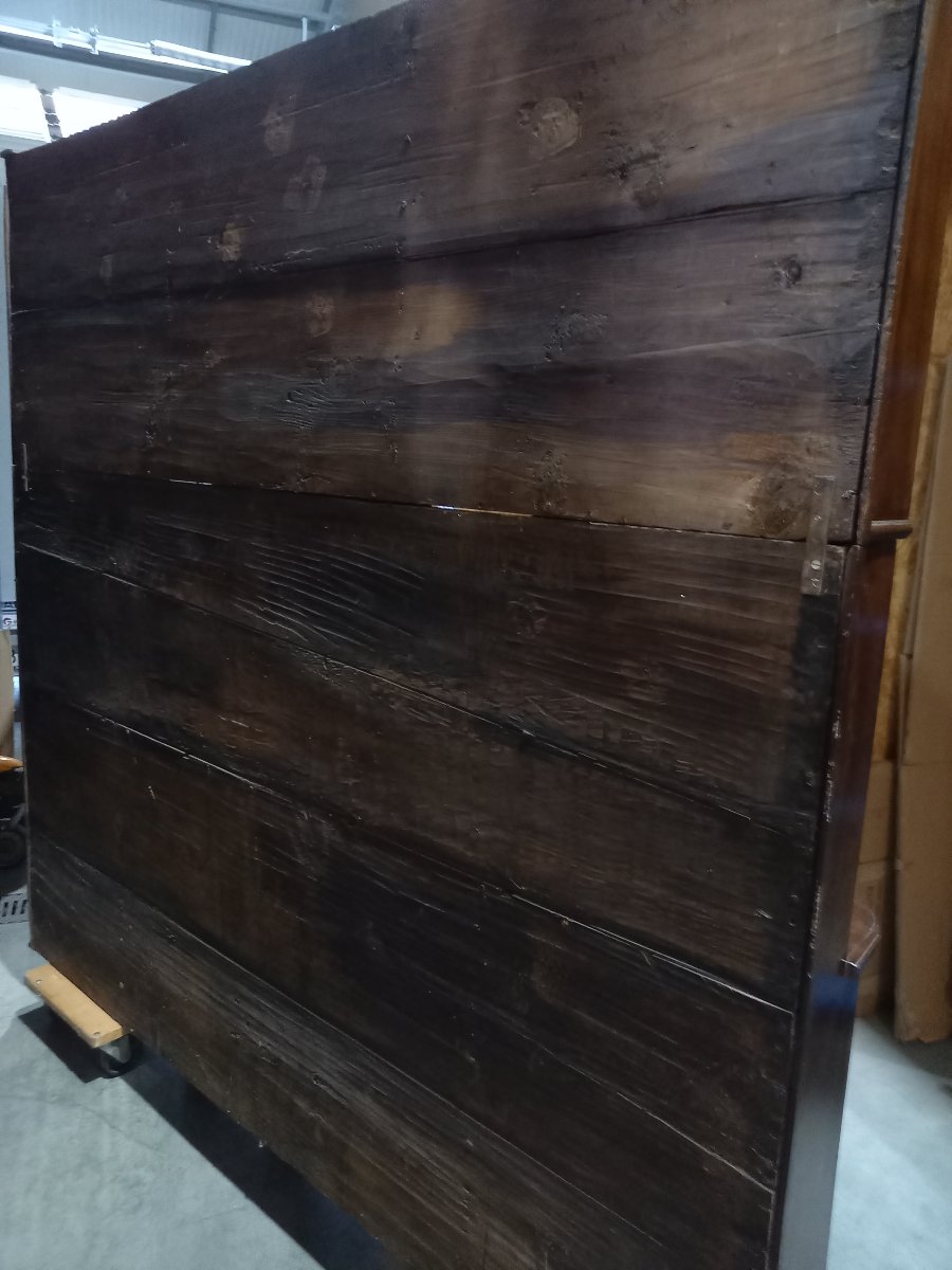18th-century Walnut Dresser-photo-3