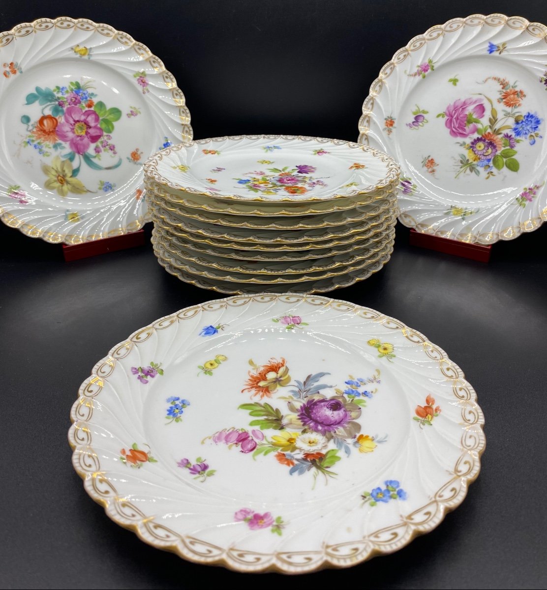 12 Dessert Plates Enamelled Porcelain Painted Saxony Nineteenth