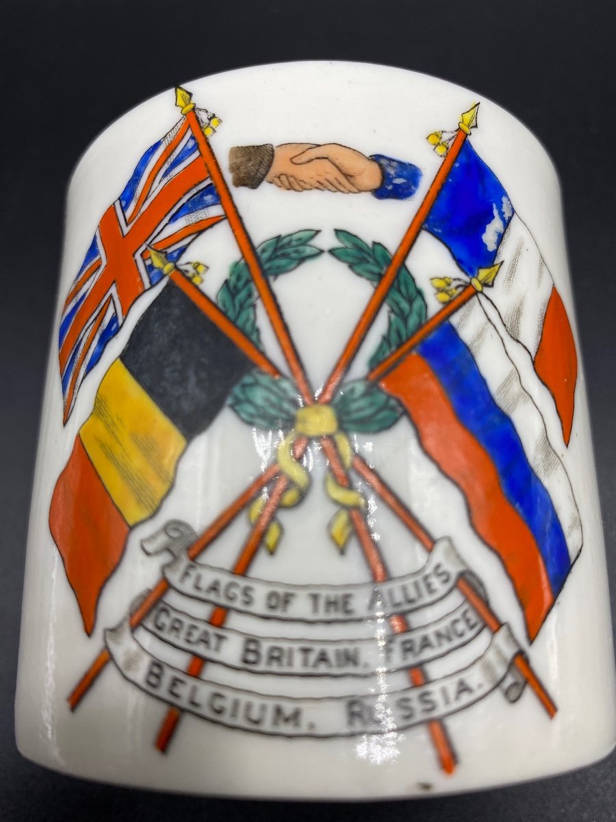 Commemorative Porcelain Glass Circa 1950 By Wh Goss-photo-1