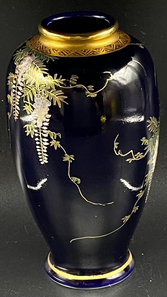 Ovoid Enameled Porcelain Vase From Japan Circa 1920-photo-3