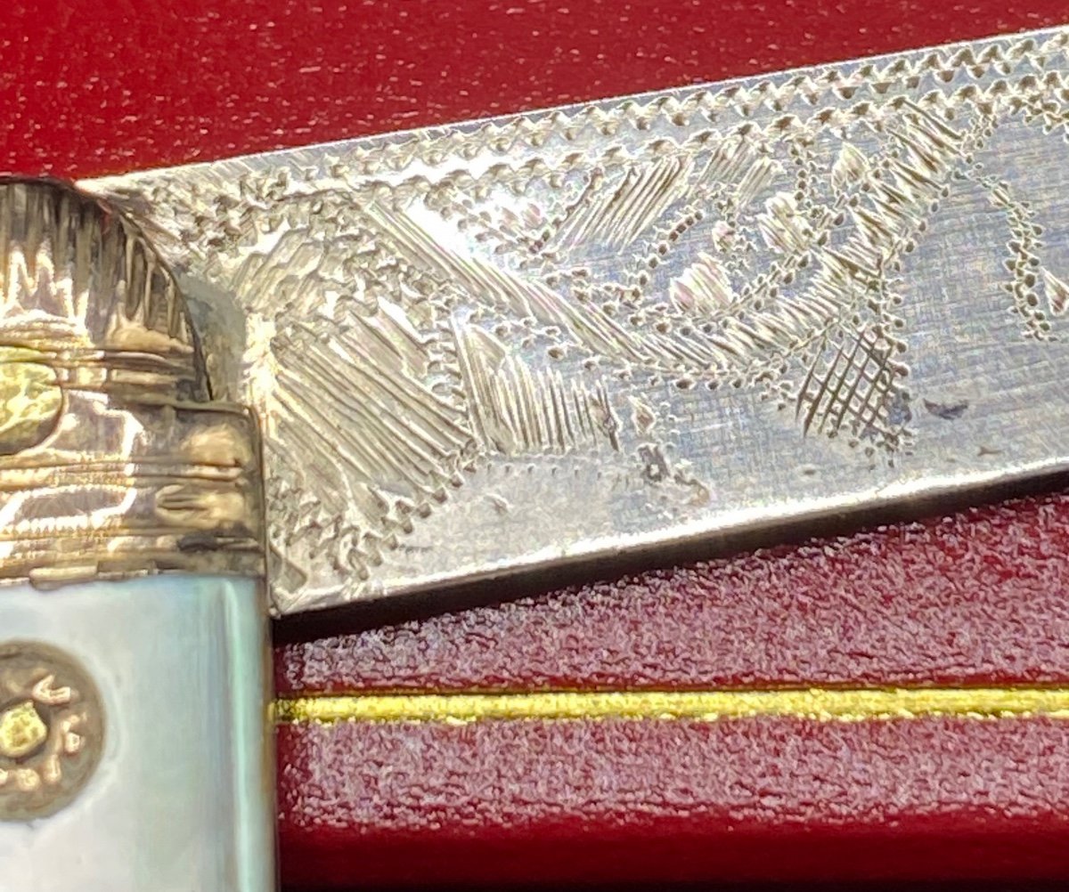 18th Century French Folding Pocket Knife In Several Metals (gold Silver Steel) And Mother-of-pearl-photo-4