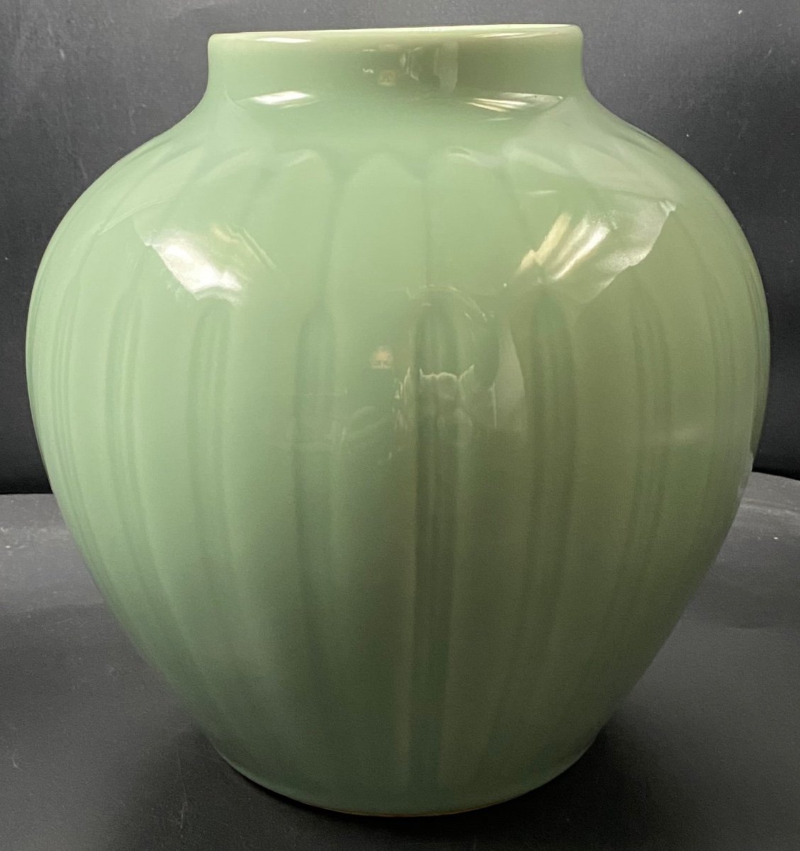 Celadon Glazed Porcelain Vase, Japan Circa 1920-photo-3