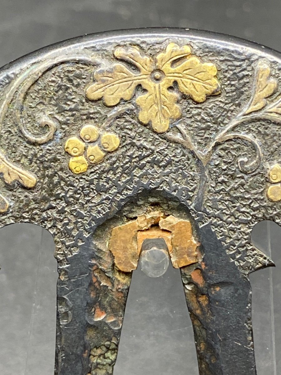 Late 18th Century Japanese Tsuba In Brass And Gilded Copper Dinanderie -photo-3