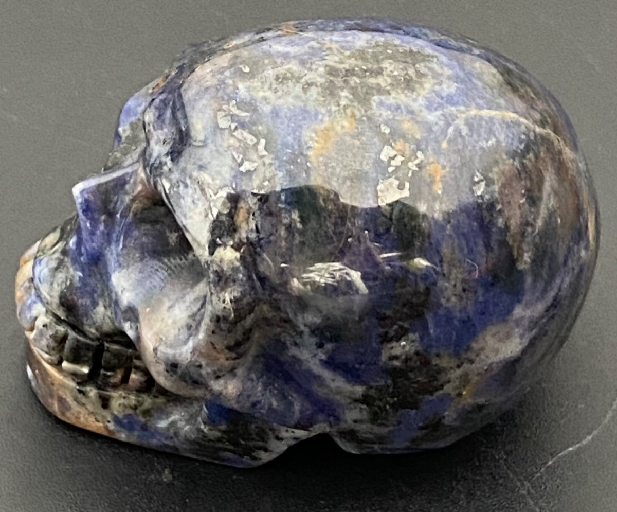 A Small Skull In Hard Stone, Carved, Chinese Around 1940-photo-2